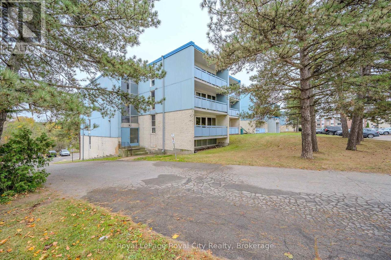 511 - 105 Conroy Crescent, Guelph, Ontario  N1G 2V5 - Photo 12 - X12303366