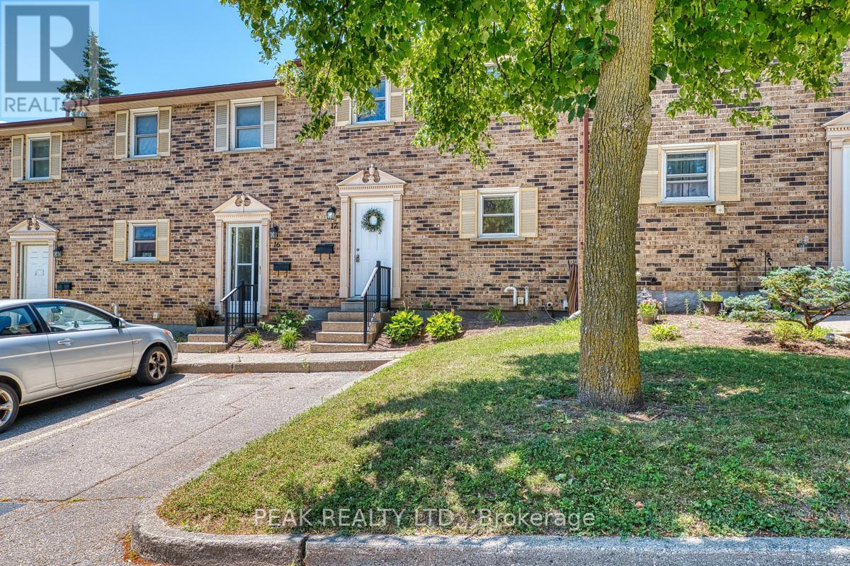 Property at 17 - 175 CEDAR STREET image 3