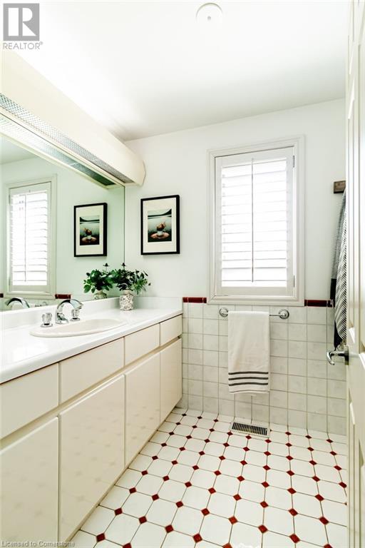 66b South Street W, Dundas, Ontario  L9H 4C6 - Photo 40 - 40753306