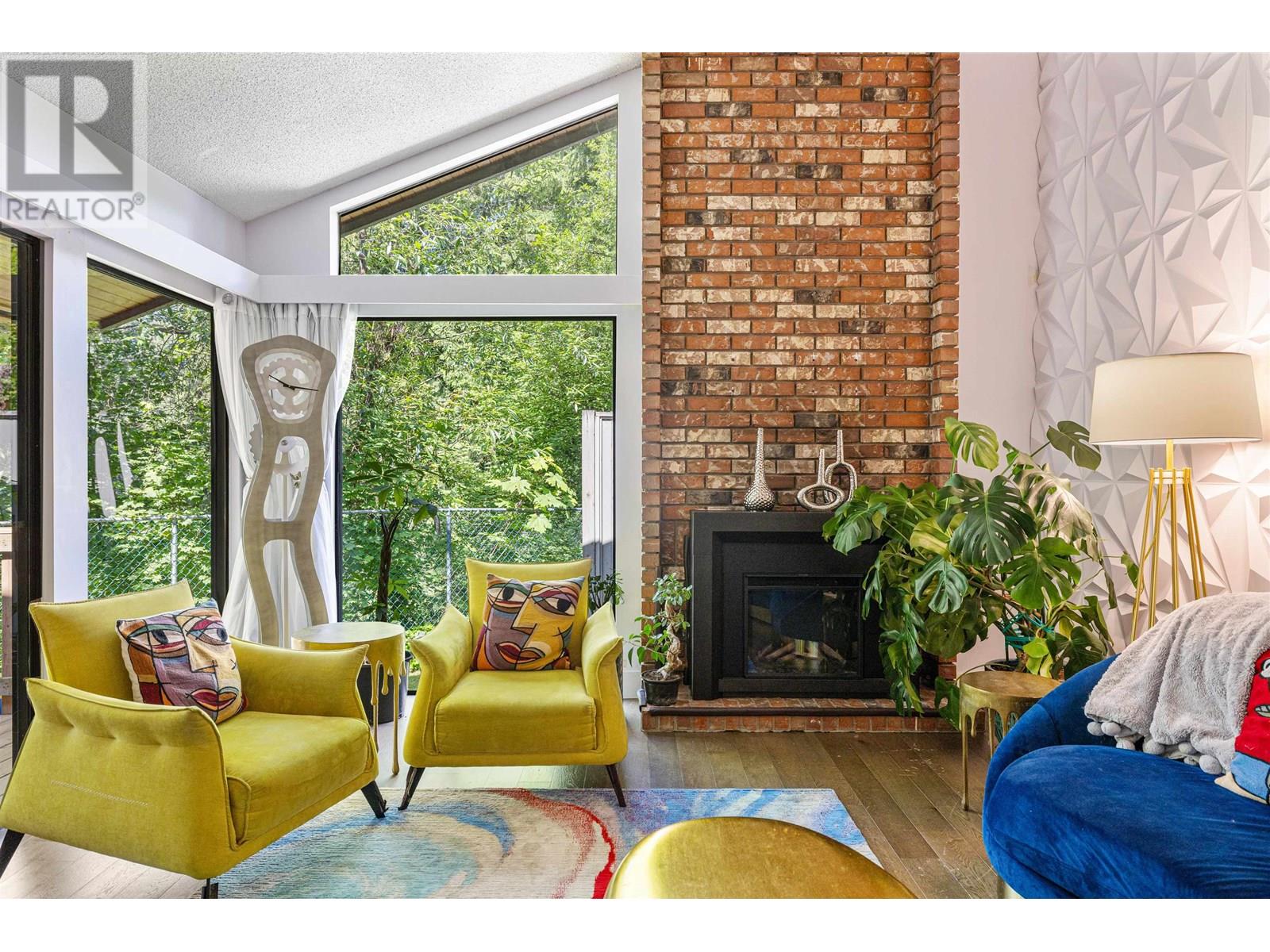 Property at 2873 CAPILANO ROAD image 2
