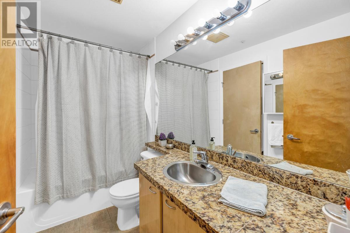 209 2228 Marstrand Avenue, Vancouver, British Columbia  V6K 4T1 - Photo 19 - R3028084