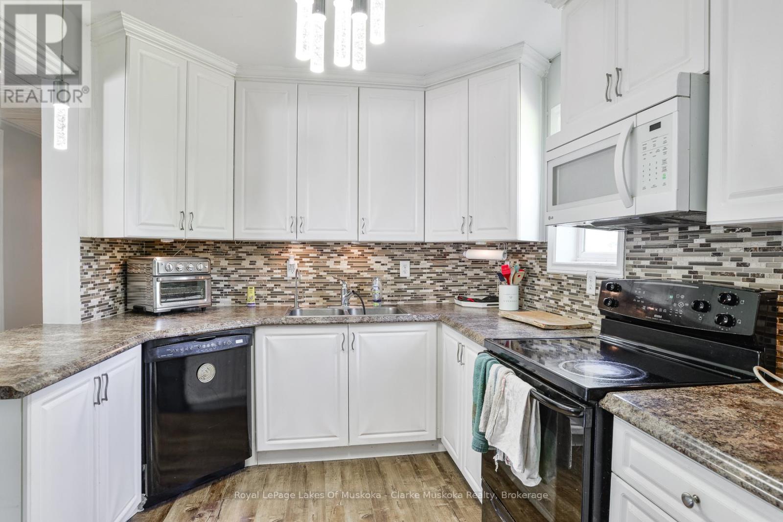 1628 Trader Cowan Road, Severn, Ontario  L0K 1E0 - Photo 7 - S12303431