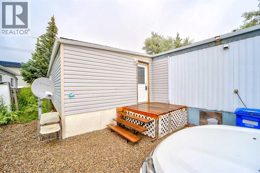 369 11 Street, Fort Macleod, Alberta  T0L 0Z0 - Photo 3 - A2240950