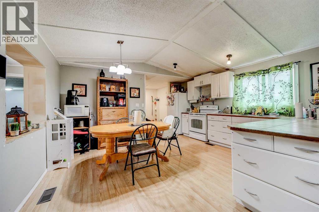 369 11 Street, Fort Macleod, Alberta  T0L 0Z0 - Photo 16 - A2240950