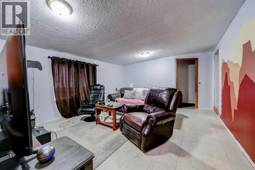 369 11 Street, Fort Macleod, Alberta  T0L 0Z0 - Photo 9 - A2240950