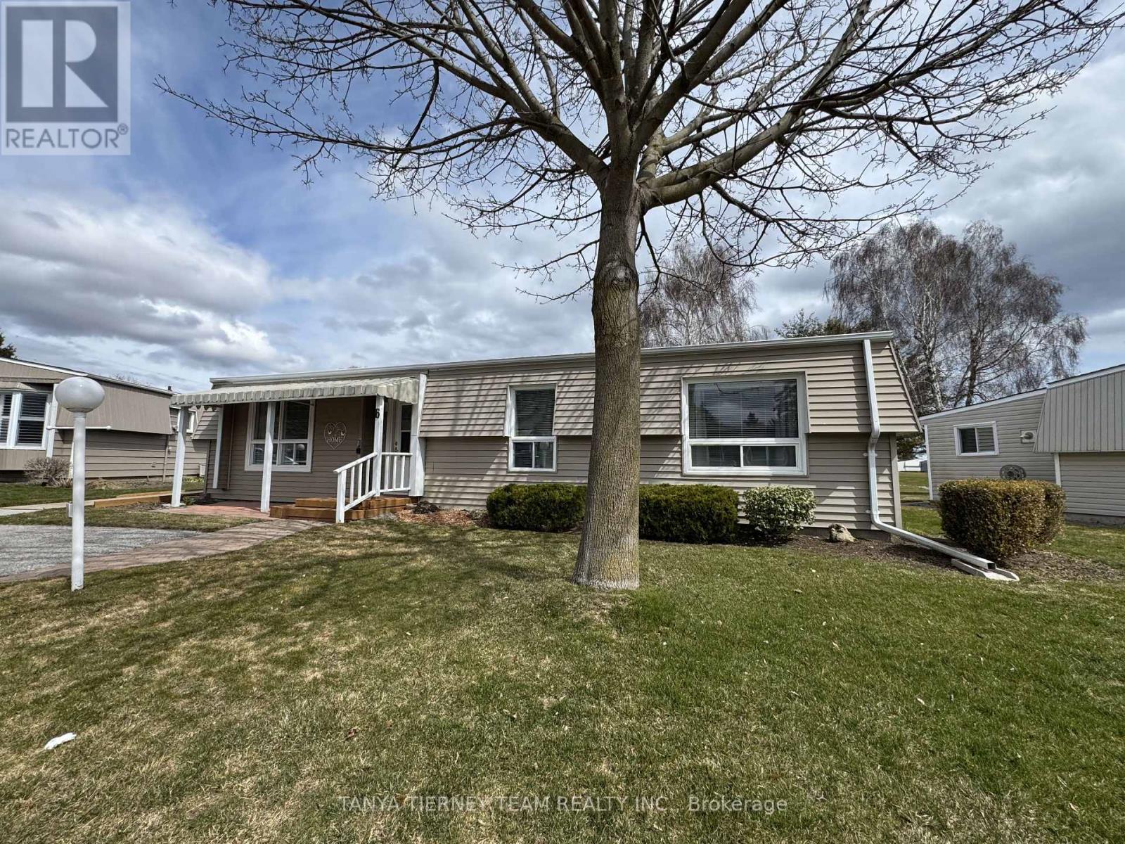 Property at 6 THE COVE ROAD image 2