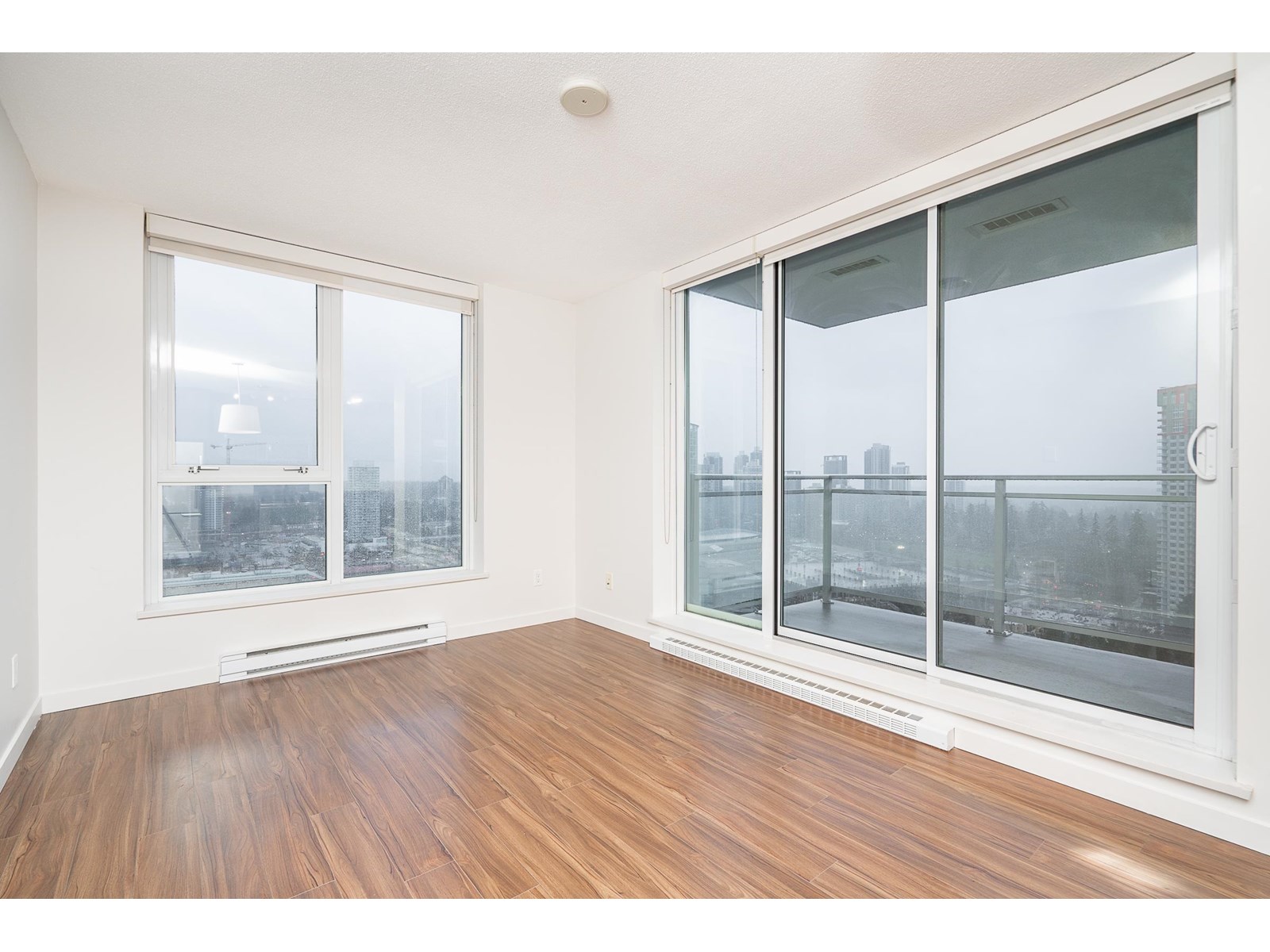 2709 13325 102a Avenue, Surrey, British Columbia  V3T 0J5 - Photo 11 - R3028390