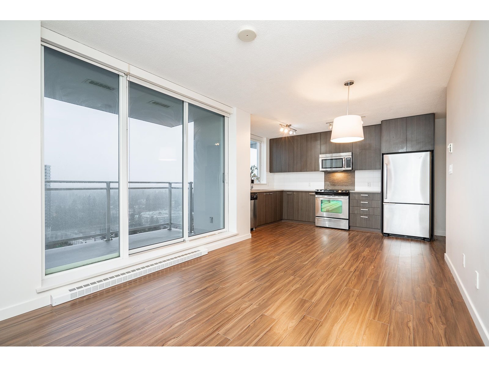 2709 13325 102a Avenue, Surrey, British Columbia  V3T 0J5 - Photo 5 - R3028390