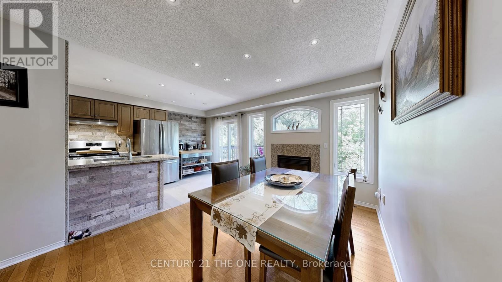 34 Long Point Drive, Richmond Hill, Ontario  L4E 3W8 - Photo 12 - N12303397
