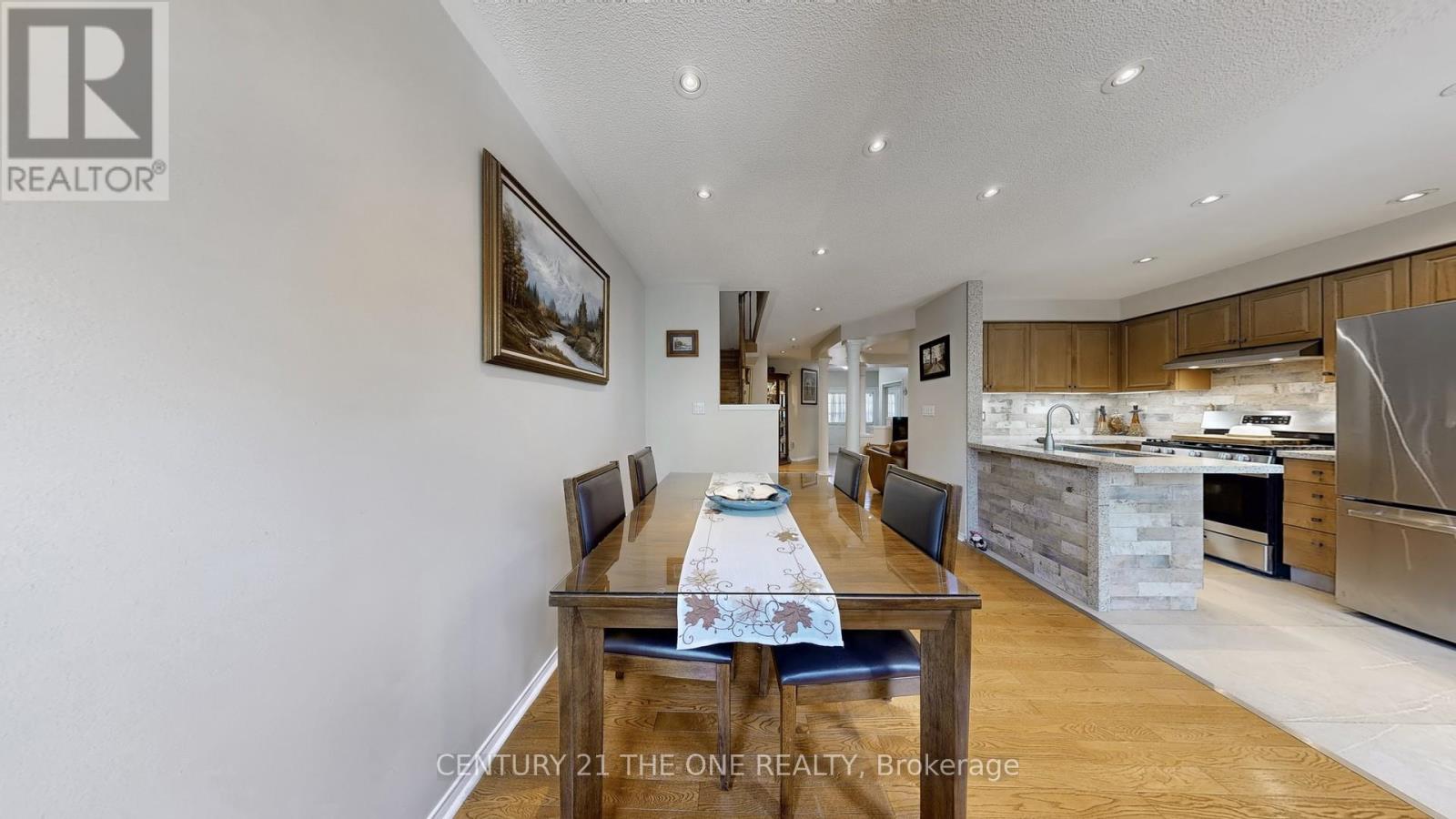 34 Long Point Drive, Richmond Hill, Ontario  L4E 3W8 - Photo 13 - N12303397