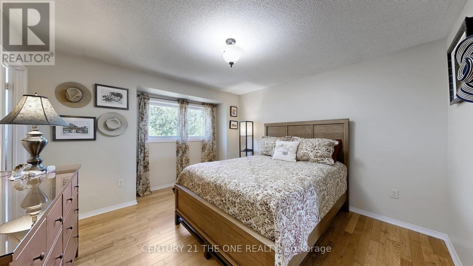 34 Long Point Drive, Richmond Hill, Ontario  L4E 3W8 - Photo 21 - N12303397