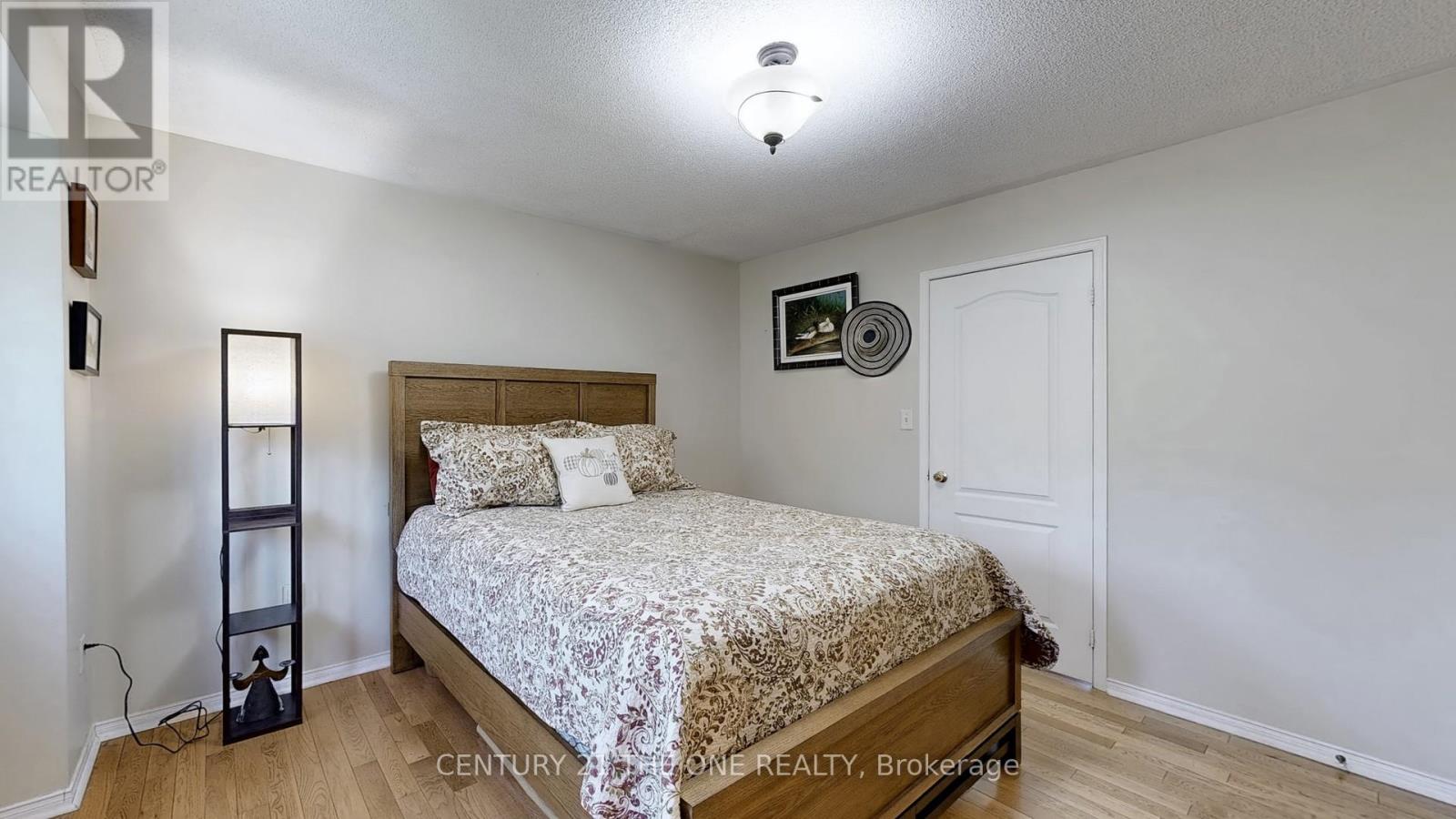 34 Long Point Drive, Richmond Hill, Ontario  L4E 3W8 - Photo 22 - N12303397