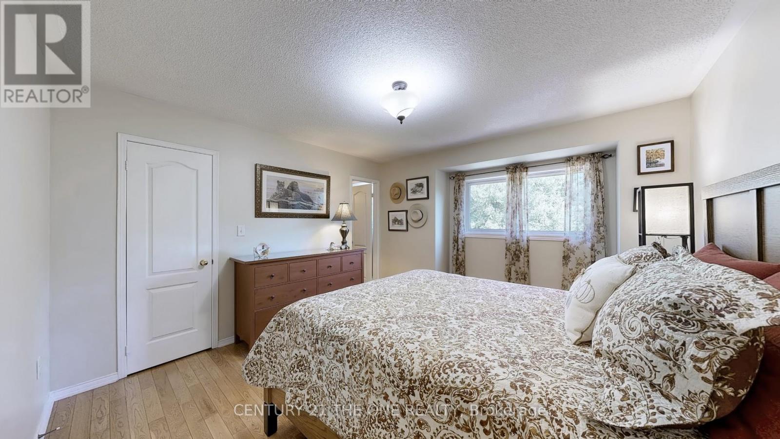 34 Long Point Drive, Richmond Hill, Ontario  L4E 3W8 - Photo 24 - N12303397