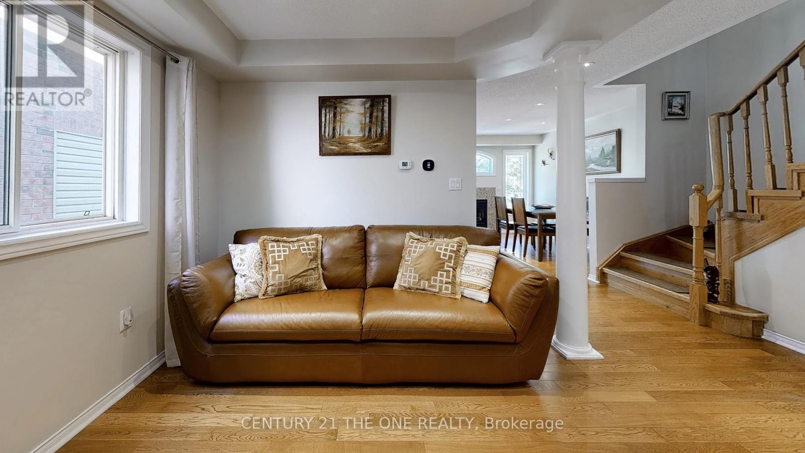 34 Long Point Drive, Richmond Hill, Ontario  L4E 3W8 - Photo 9 - N12303397