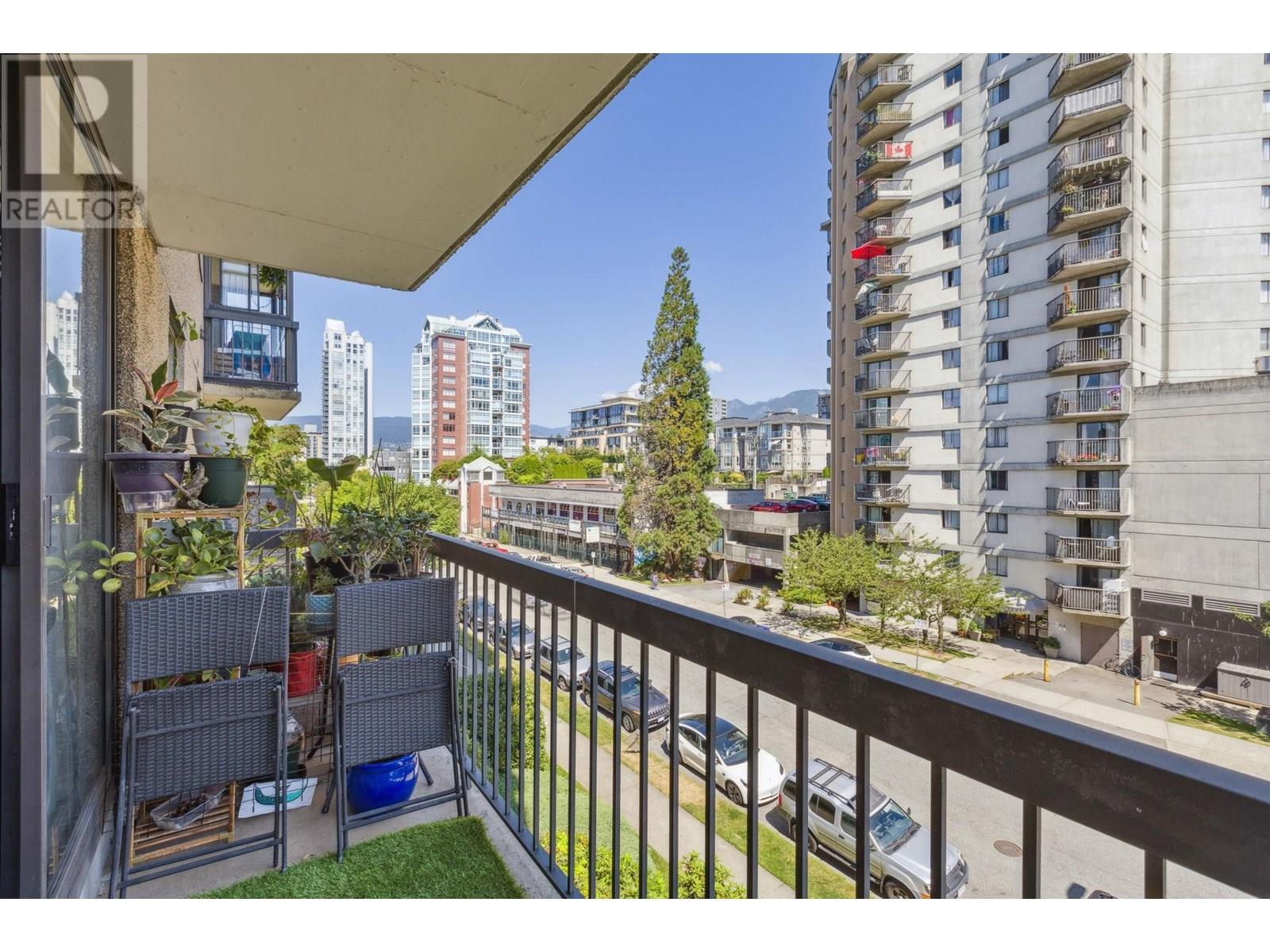 405 145 St. Georges Avenue, North Vancouver, British Columbia  V7L 3G8 - Photo 8 - R3028872