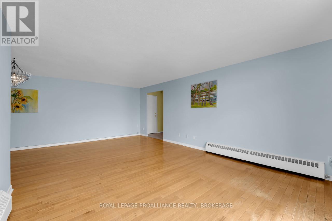 604 - 1 Mowat Avenue, Kingston, Ontario  K7M 1J8 - Photo 16 - X12303119