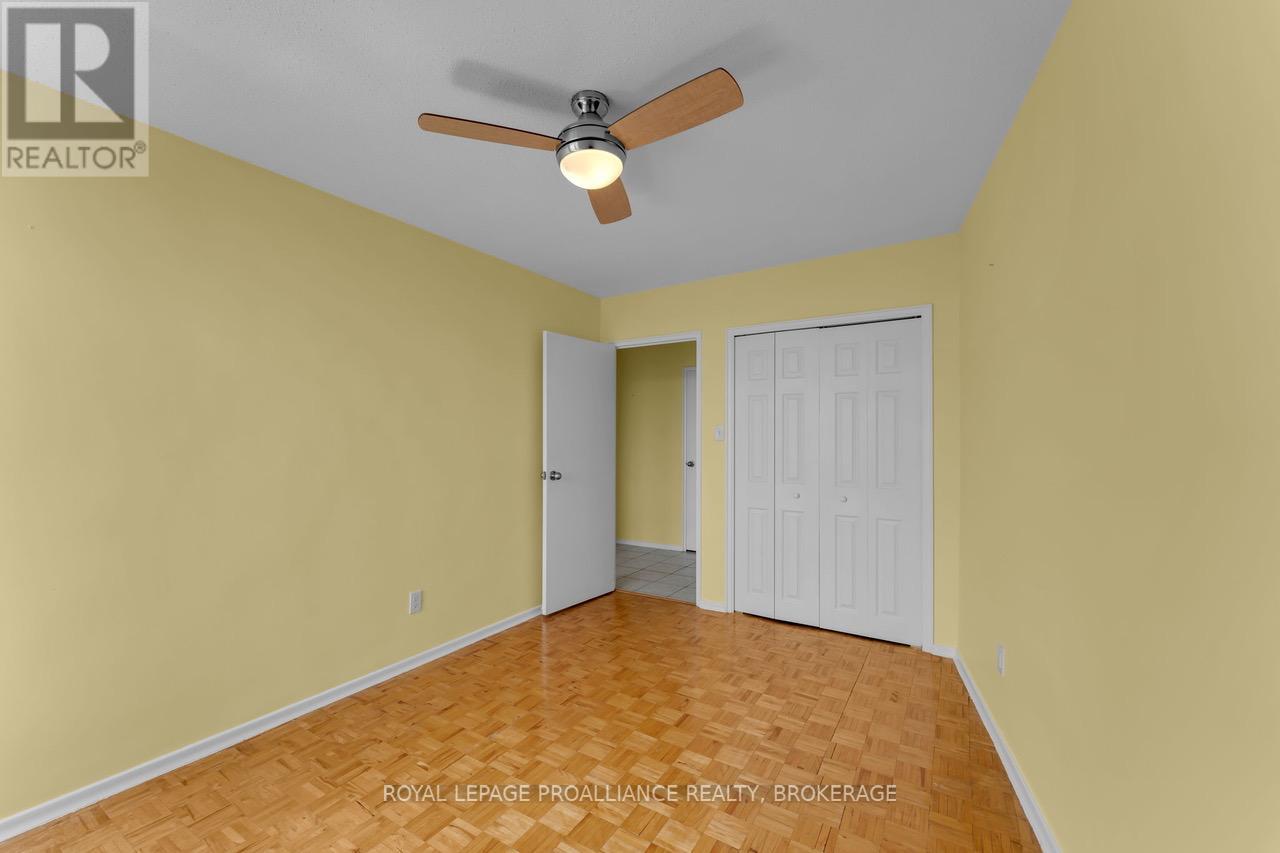 604 - 1 Mowat Avenue, Kingston, Ontario  K7M 1J8 - Photo 32 - X12303119