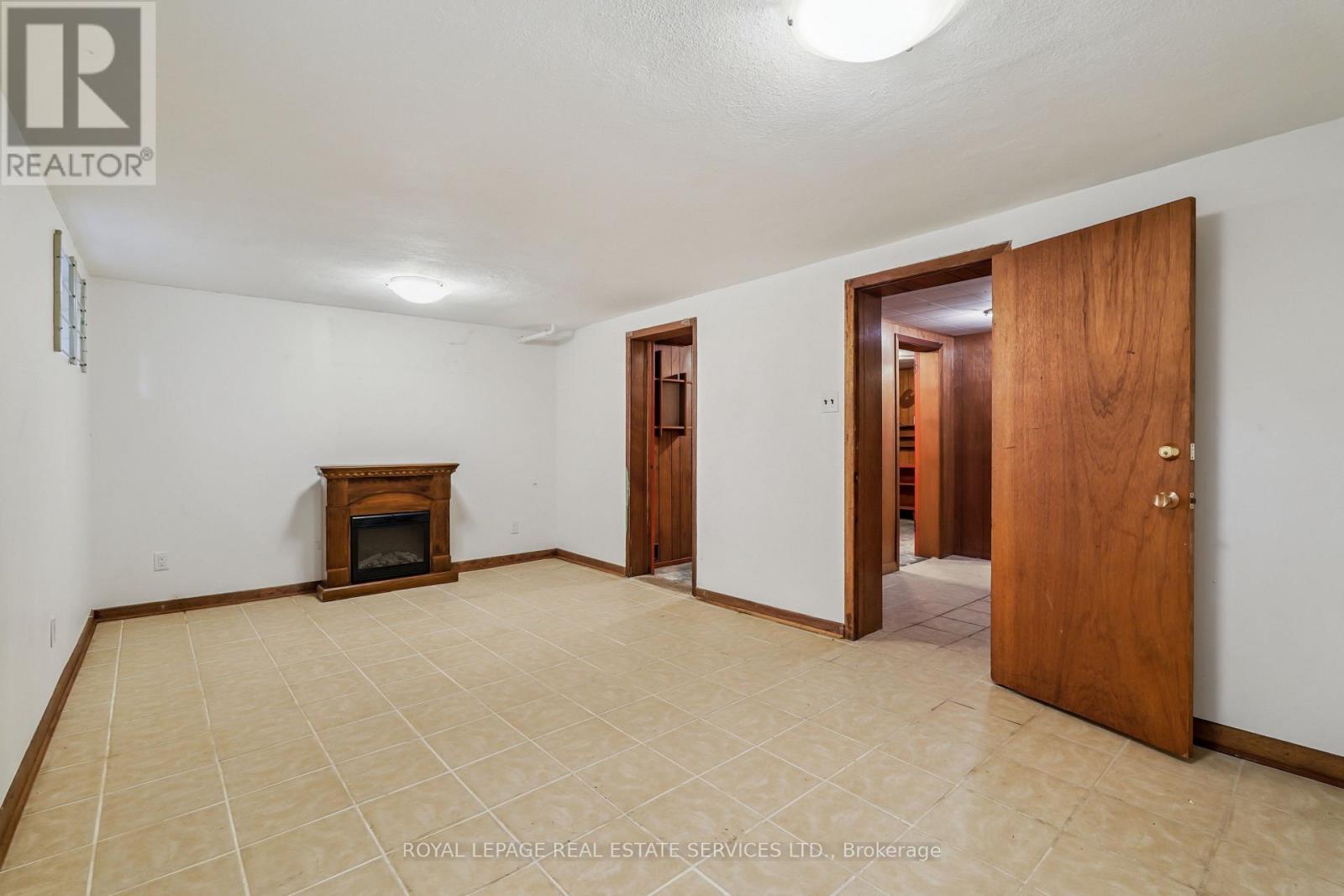 326 Lawrence Avenue W, Toronto, Ontario  M5M 1B4 - Photo 18 - C12303438
