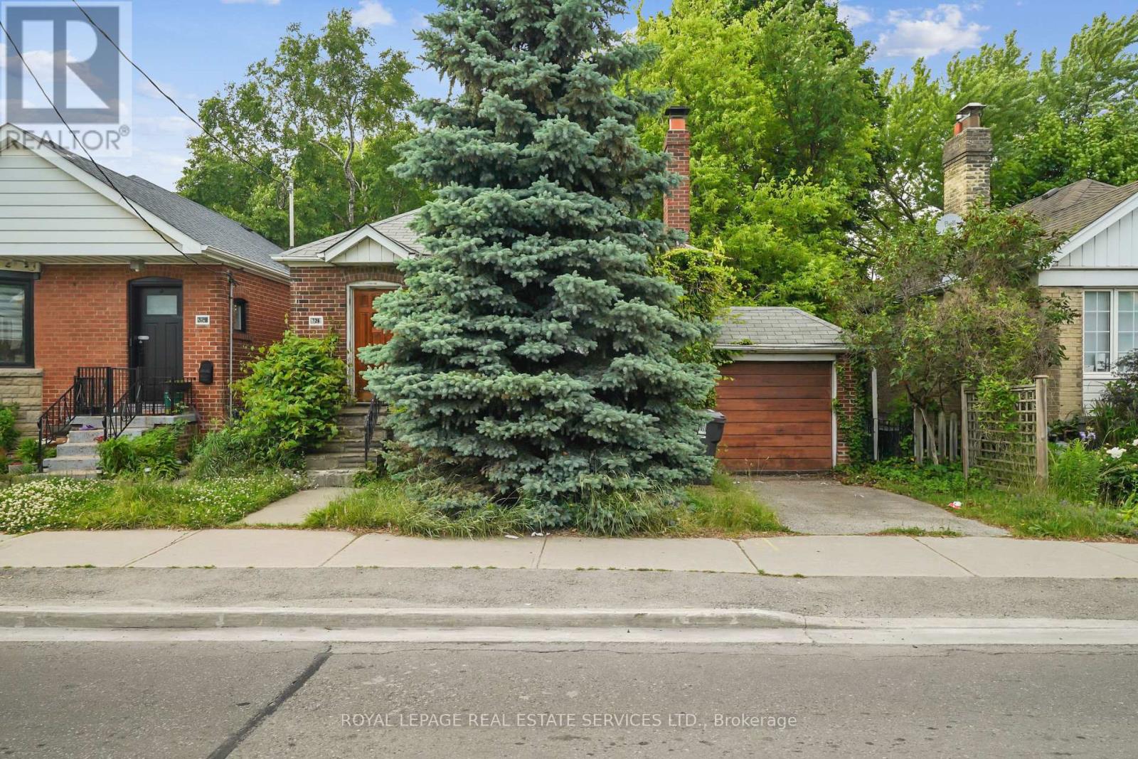 Property at 326 LAWRENCE AVENUE W image 3