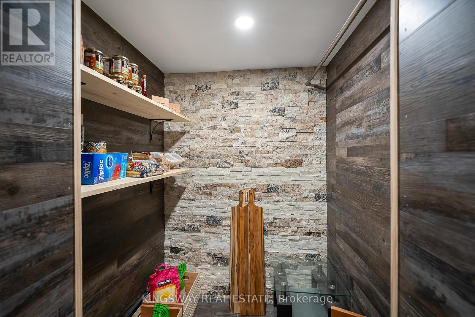 202 Michael Drive, Welland, Ontario  L3C 7B8 - Photo 33 - X12303270