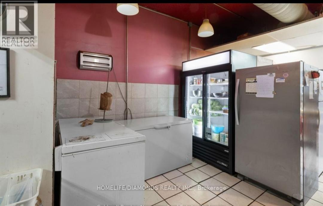 75 Macdonell Street, Guelph, Ontario  N1H 2Z7 - Photo 10 - X12303304