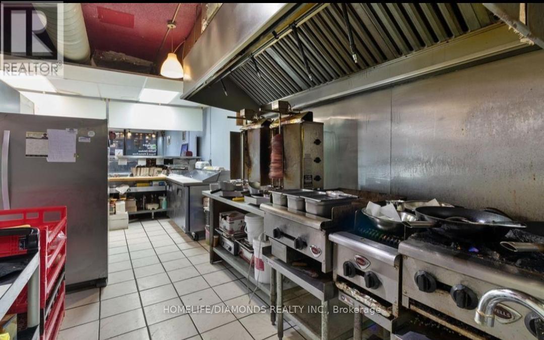 75 Macdonell Street, Guelph, Ontario  N1H 2Z7 - Photo 7 - X12303304