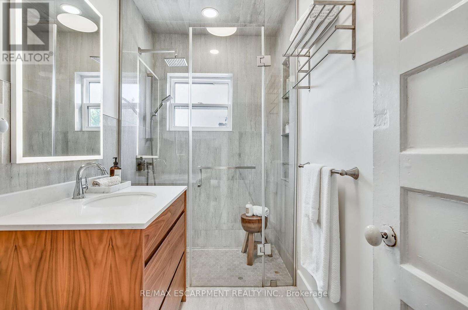 53 Murray Street E, Hamilton, Ontario  L8L 3E0 - Photo 27 - X12303324