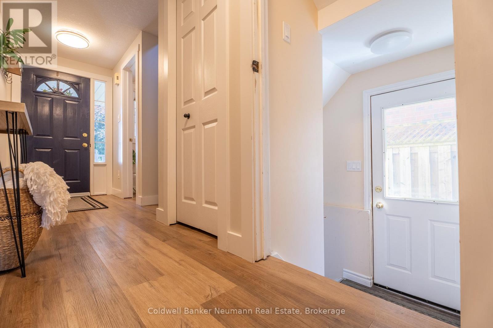 87 Boulder Crescent, Guelph, Ontario  N1G 5A1 - Photo 25 - X12303056