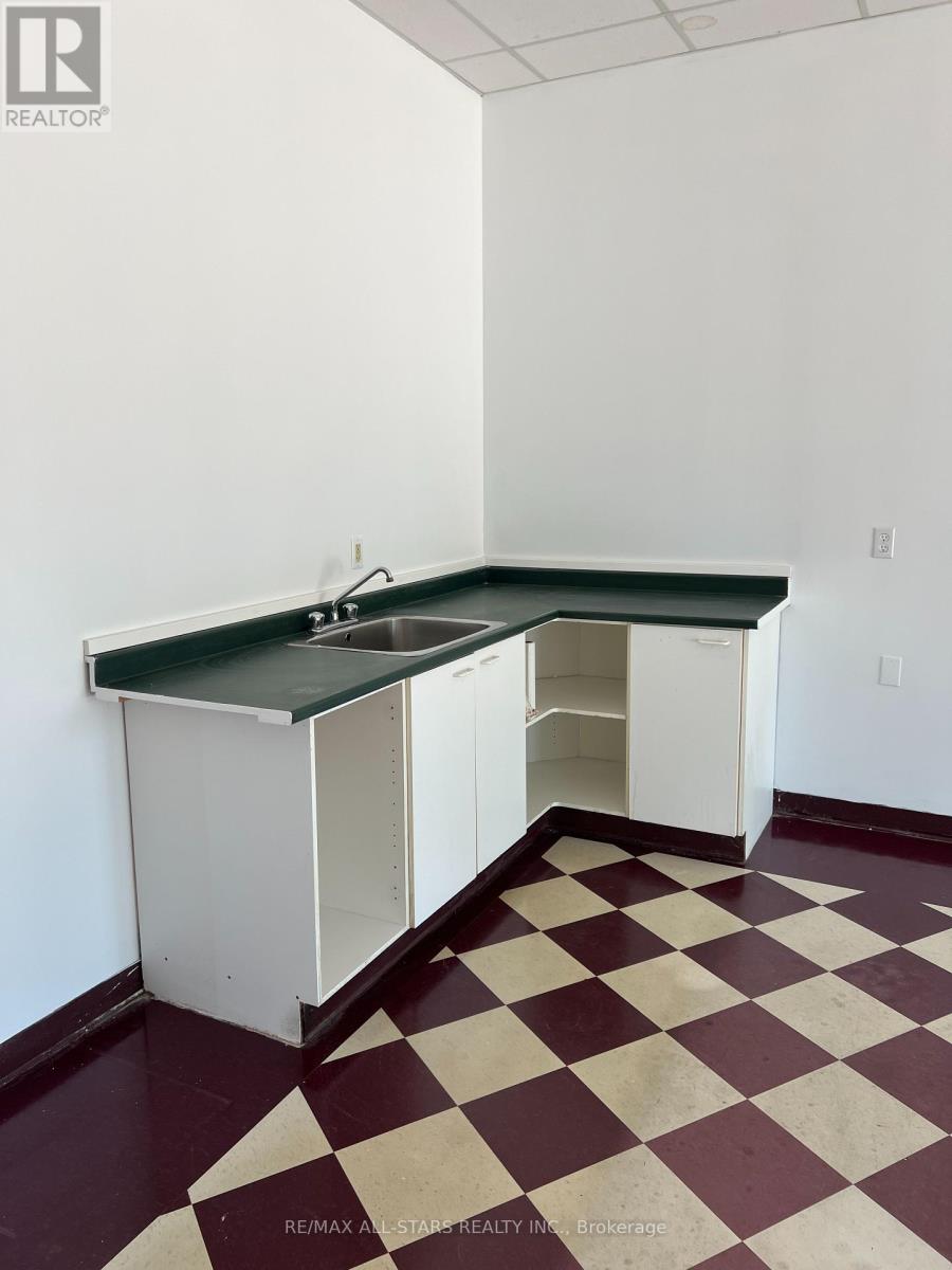 B,c - 73 Bolton Street, Kawartha Lakes, Ontario  K0M 1A0 - Photo 11 - X12302685