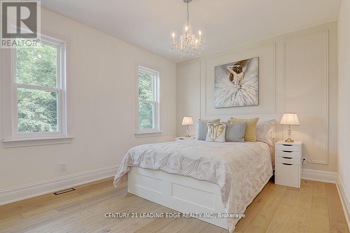 7 Maple View Lane, Whitchurch-Stouffville, Ontario  L4A 7X5 - Photo 29 - N12303434