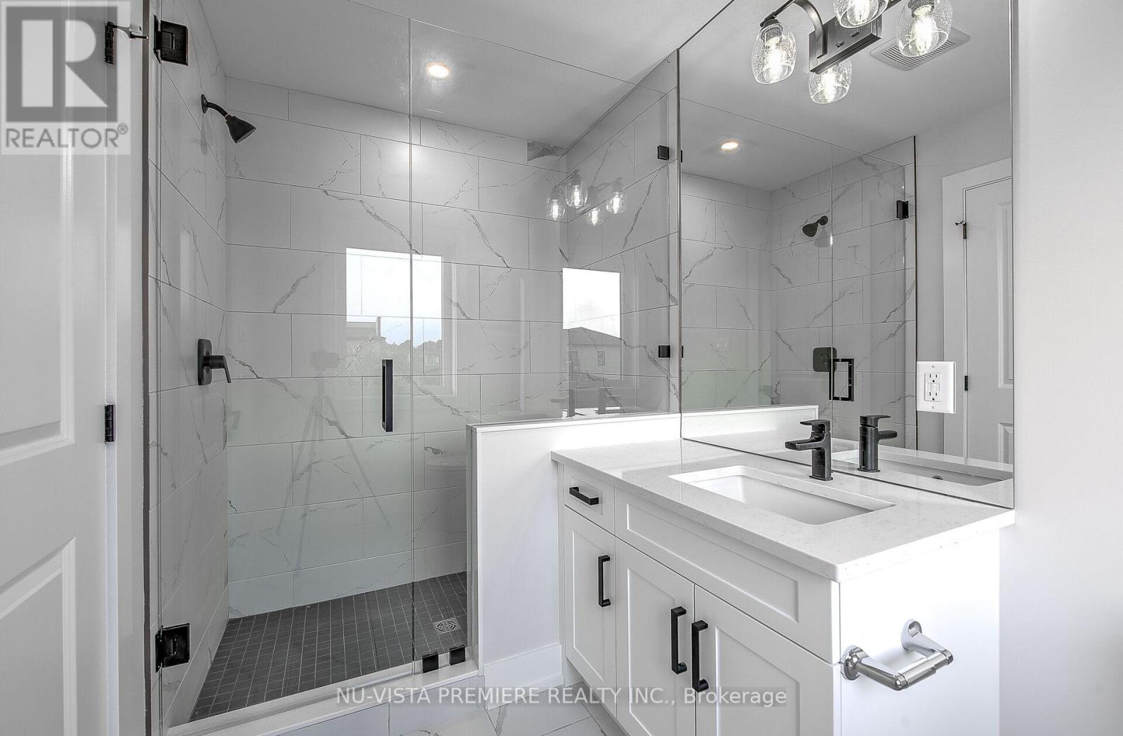 6497 Heathwoods Avenue, London South, Ontario  N6P 0J7 - Photo 12 - X12303540