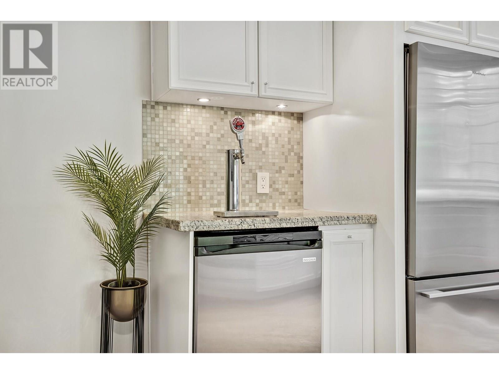 281 Smithe Street, Vancouver, British Columbia  V6B 5W4 - Photo 12 - R3029212