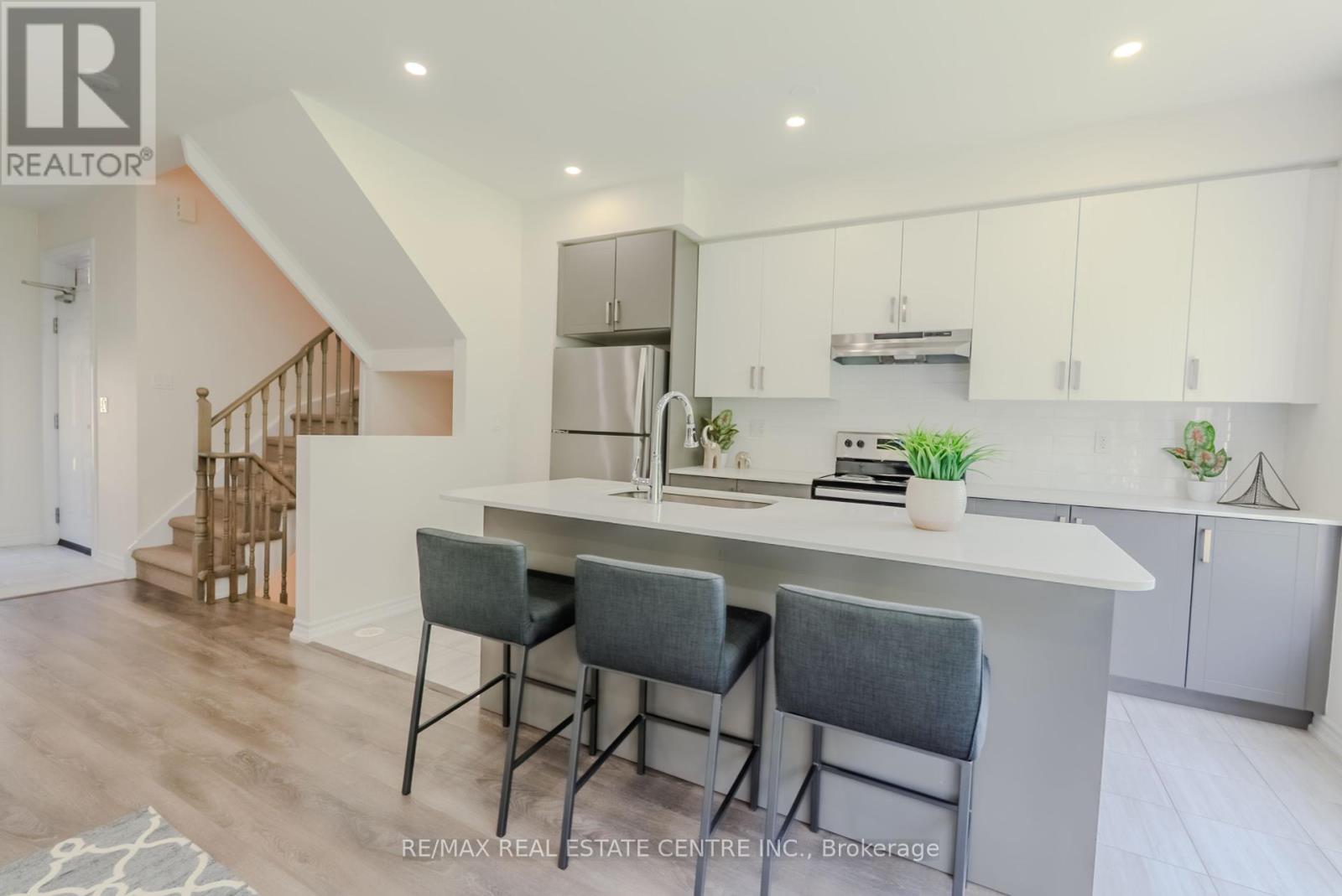 Property at 42 - 181 PARKTREE DRIVE image 4