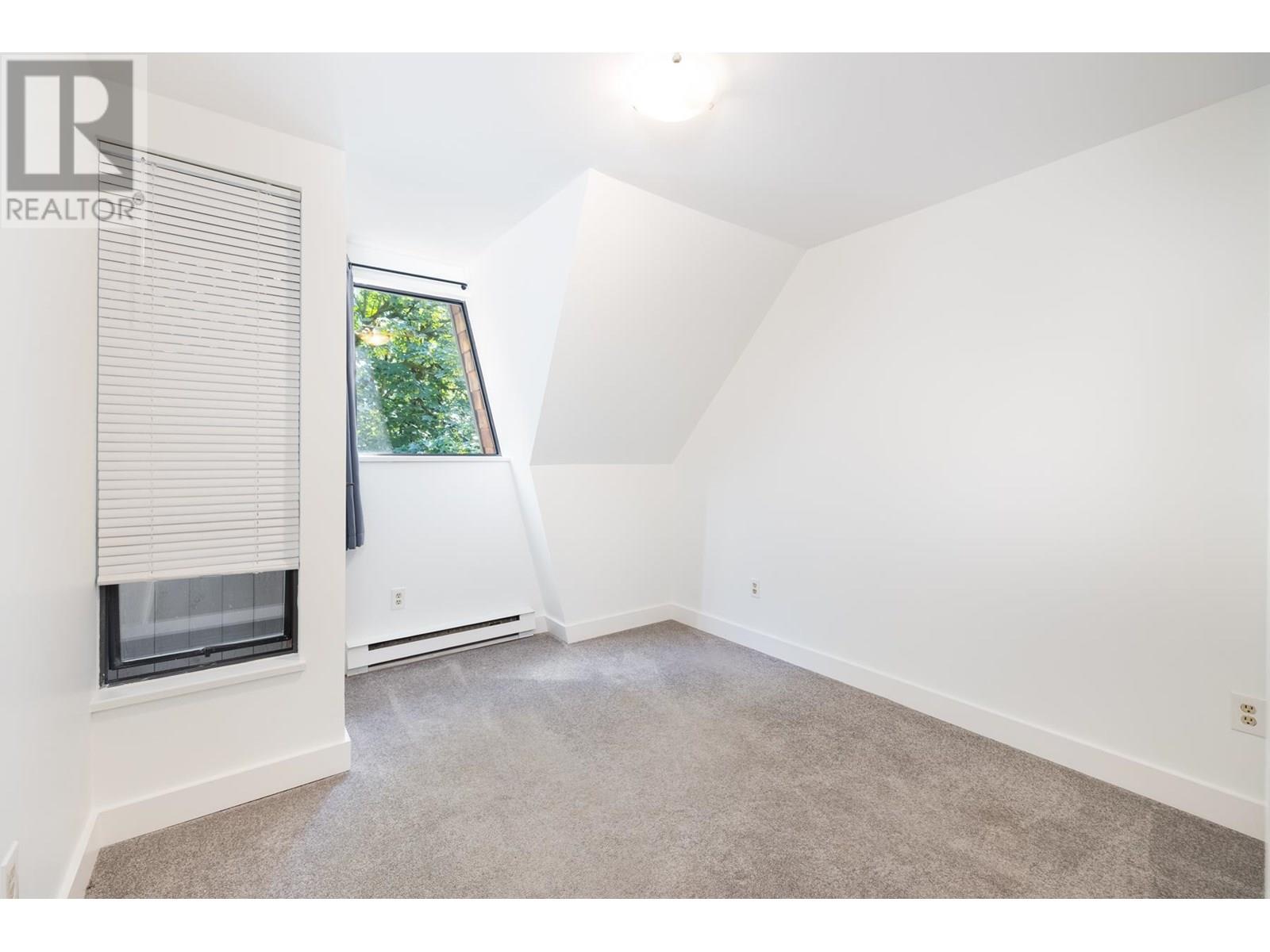 3182 Mountain Highway, North Vancouver, British Columbia  V7K 2H5 - Photo 12 - R3029388