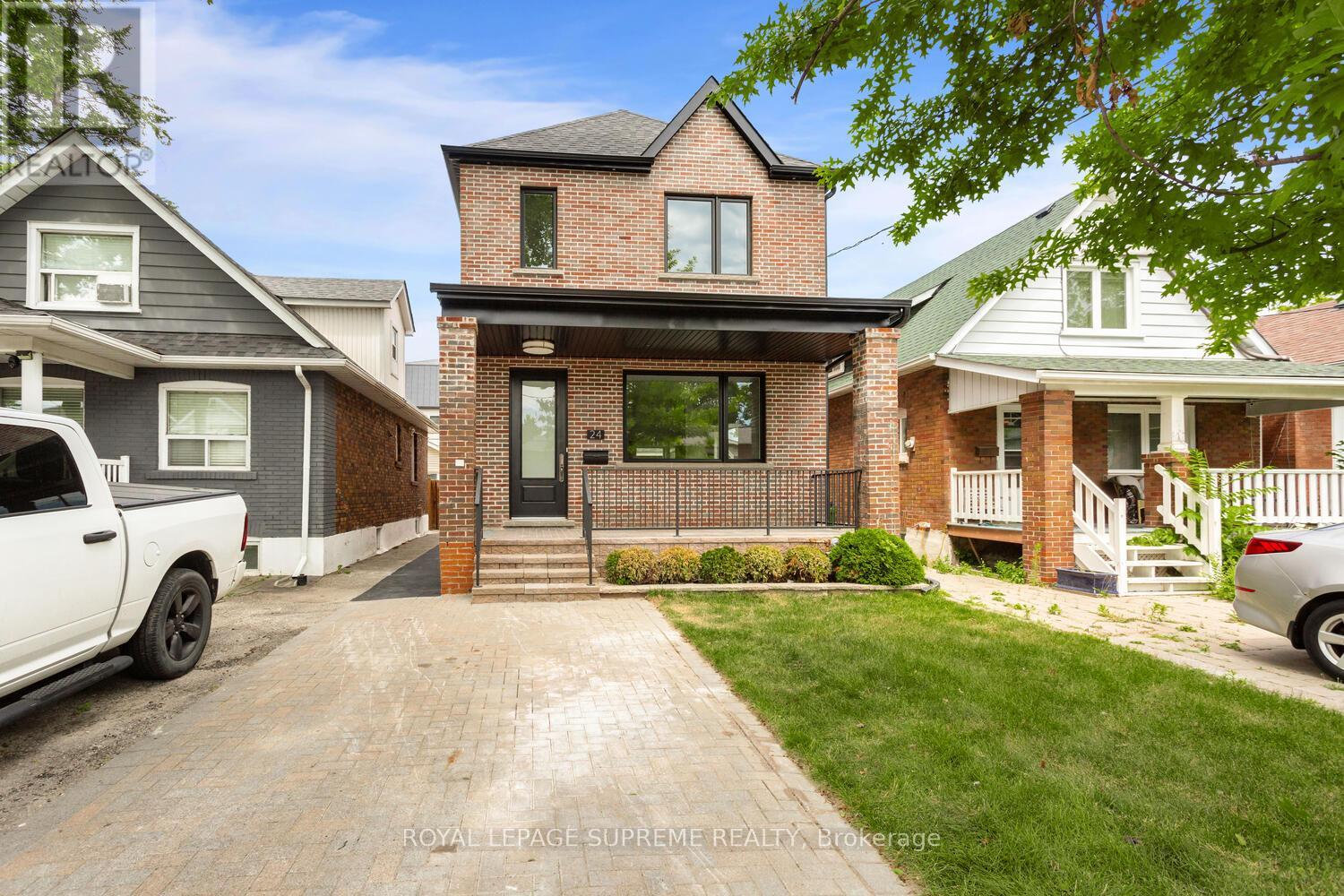 Property at 24 YORK AVENUE image 2