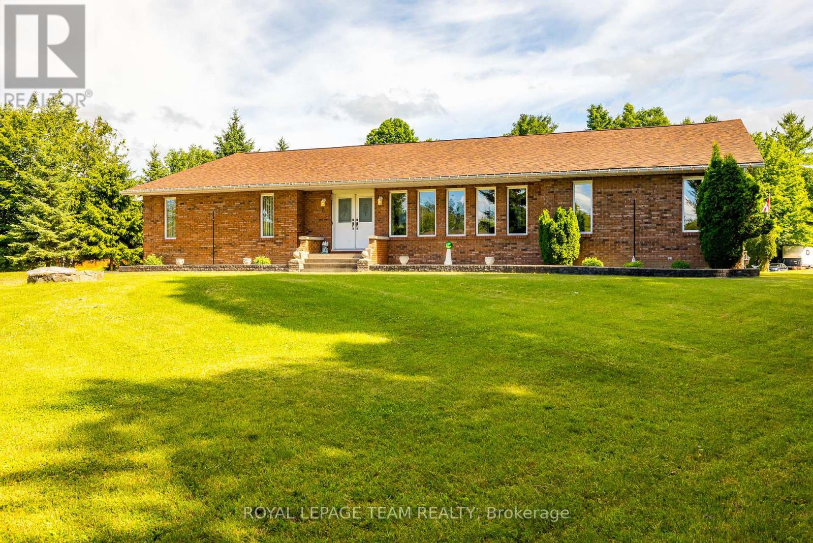Property at 634 DAVID MANCHESTER ROAD image 2
