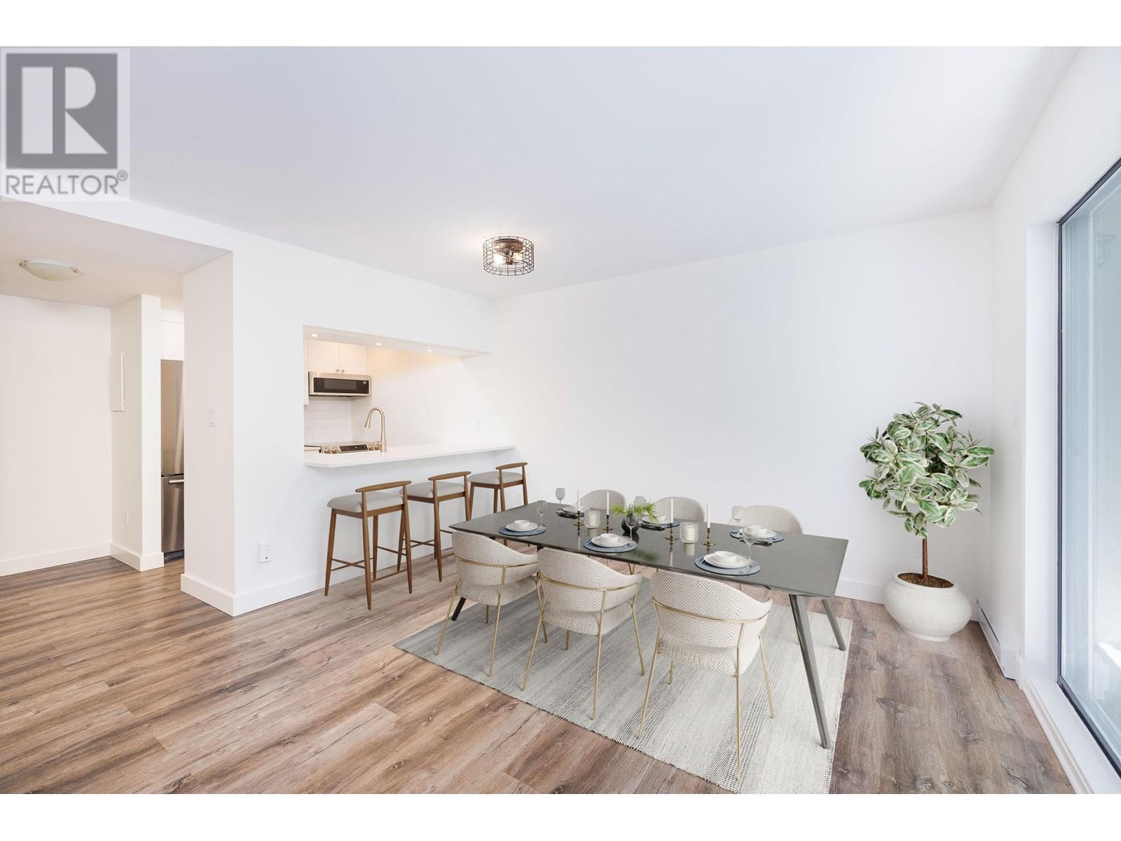 3182 Mountain Highway, North Vancouver, British Columbia  V7K 2H5 - Photo 8 - R3029388