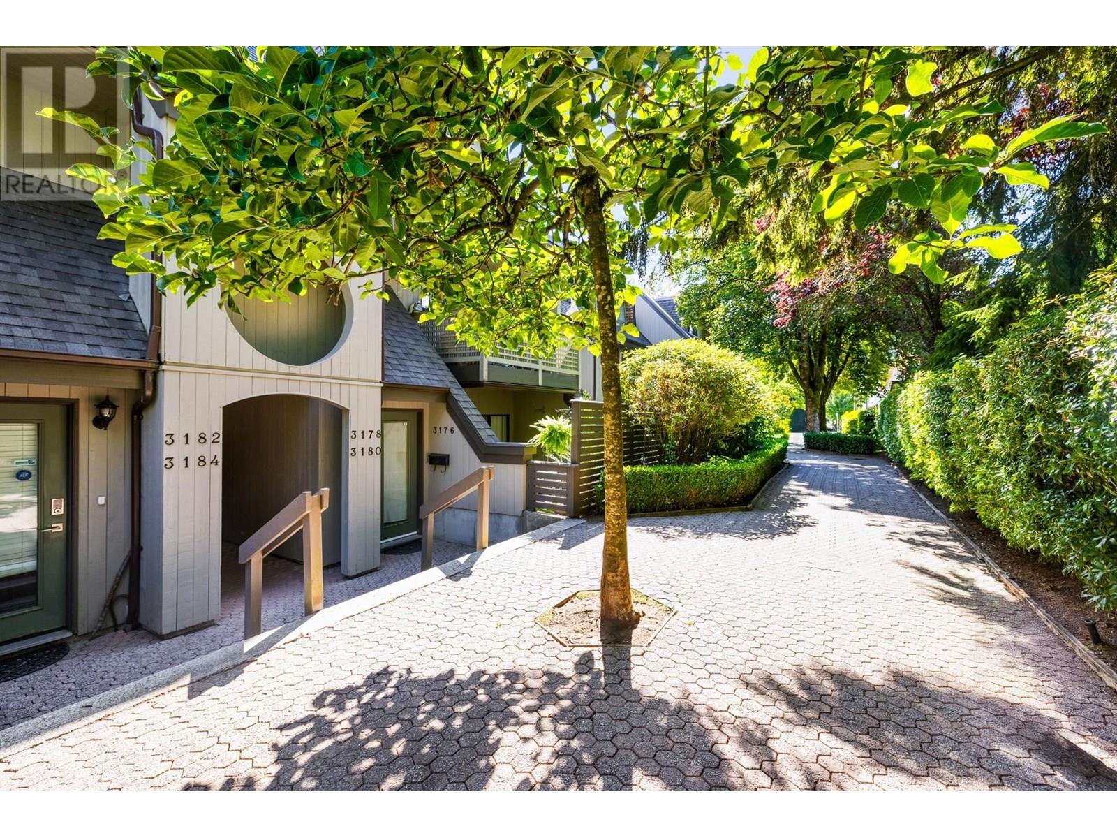 3182 Mountain Highway, North Vancouver, British Columbia  V7K 2H5 - Photo 34 - R3029388