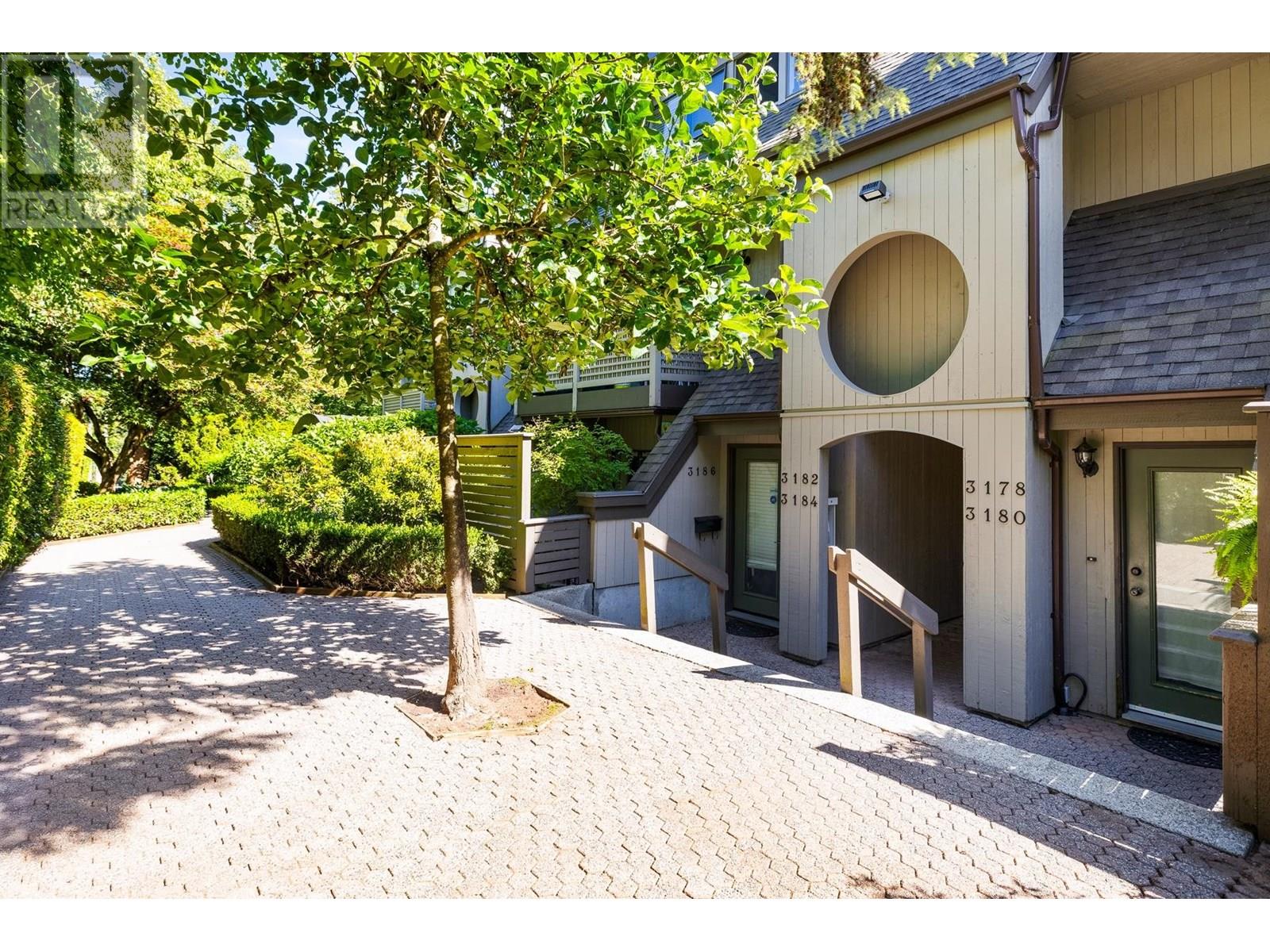 3182 Mountain Highway, North Vancouver, British Columbia  V7K 2H5 - Photo 39 - R3029388