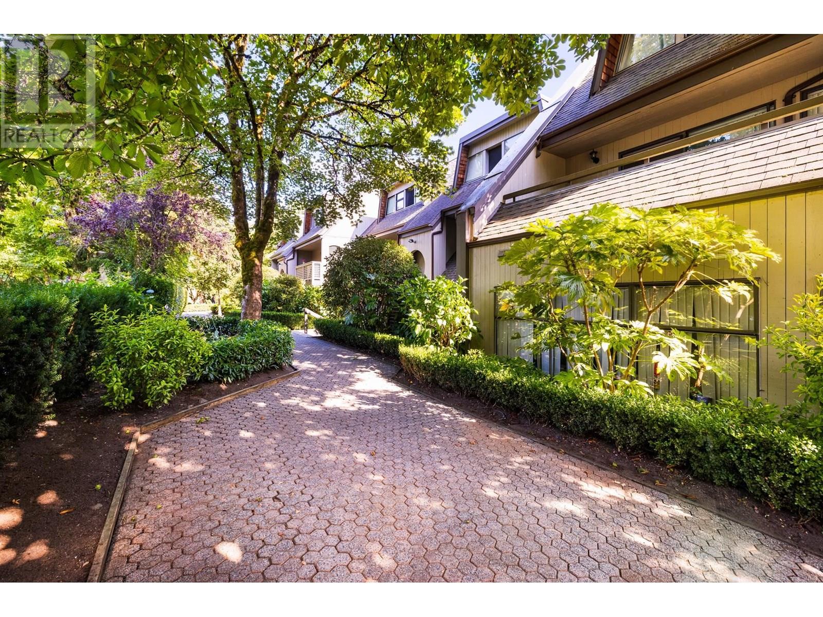 3182 Mountain Highway, North Vancouver, British Columbia  V7K 2H5 - Photo 37 - R3029388