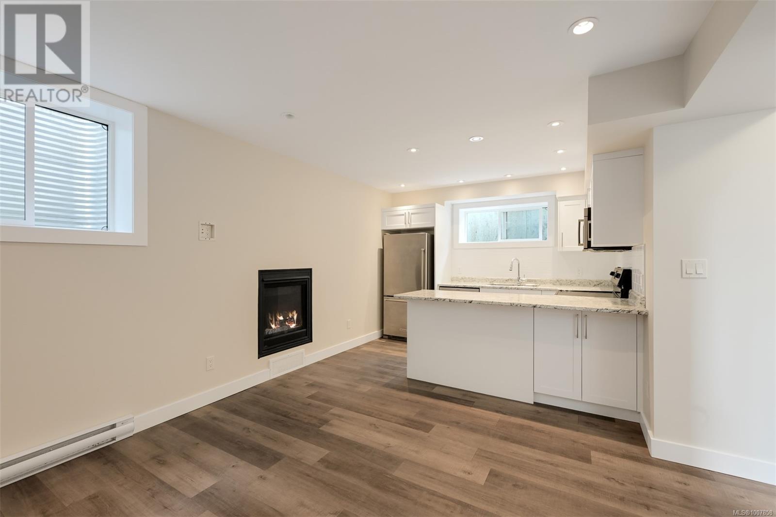 720 Alston St, Victoria, British Columbia  V9A 3K5 - Photo 31 - 1007858