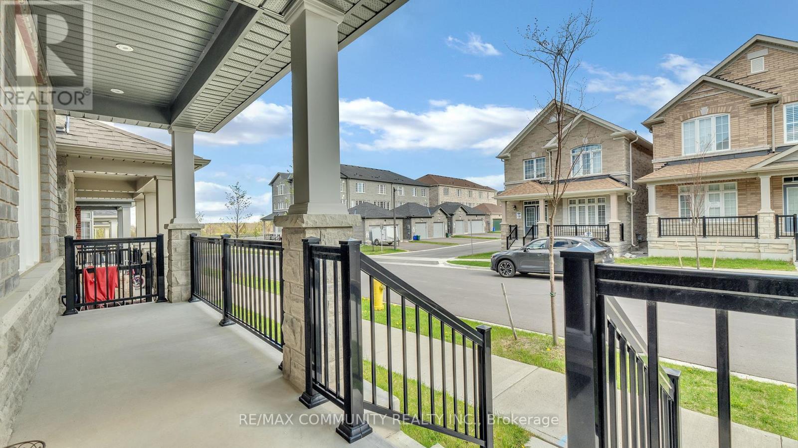 Property at 14 WATERLEAF ROAD image 4