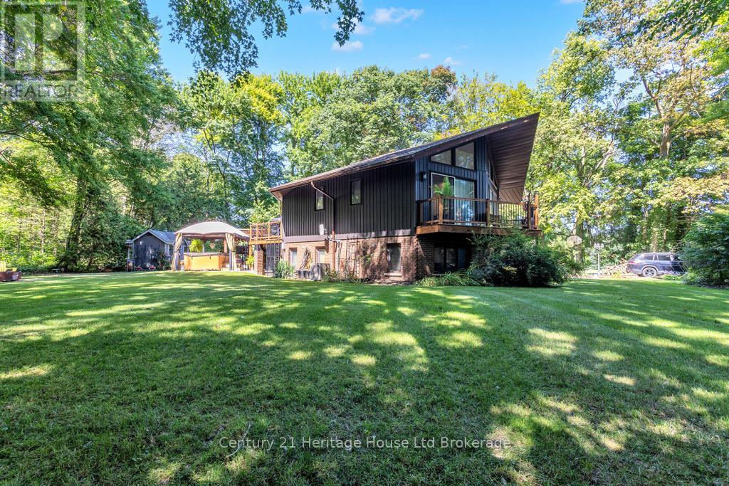 841 2nd Concession Road, Norfolk, Ontario  N4G 4G7 - Photo 24 - X12303507