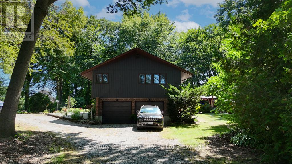 841 2nd Concession Road, Norfolk, Ontario  N4G 4G7 - Photo 40 - X12303507