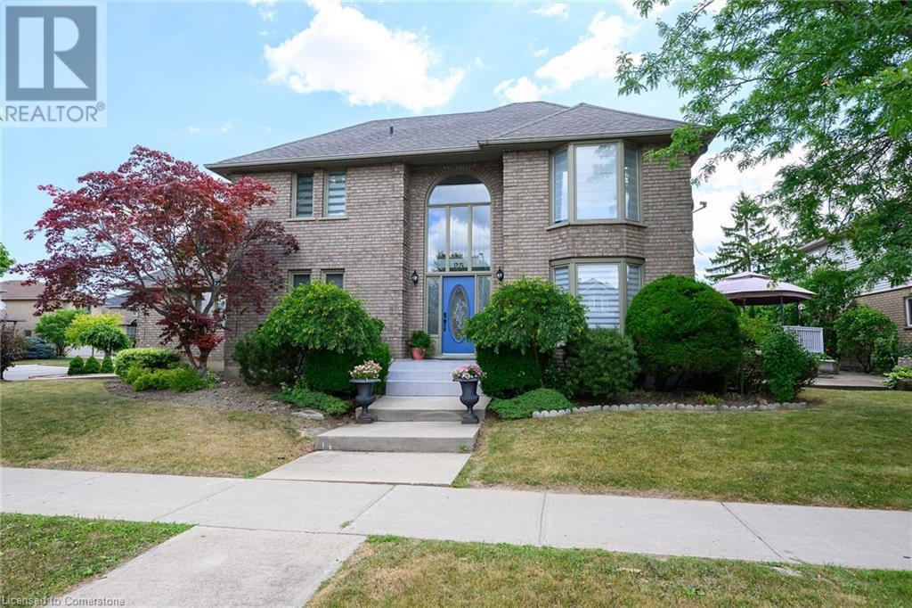 Property at 25 HIGHBURY Drive image 3