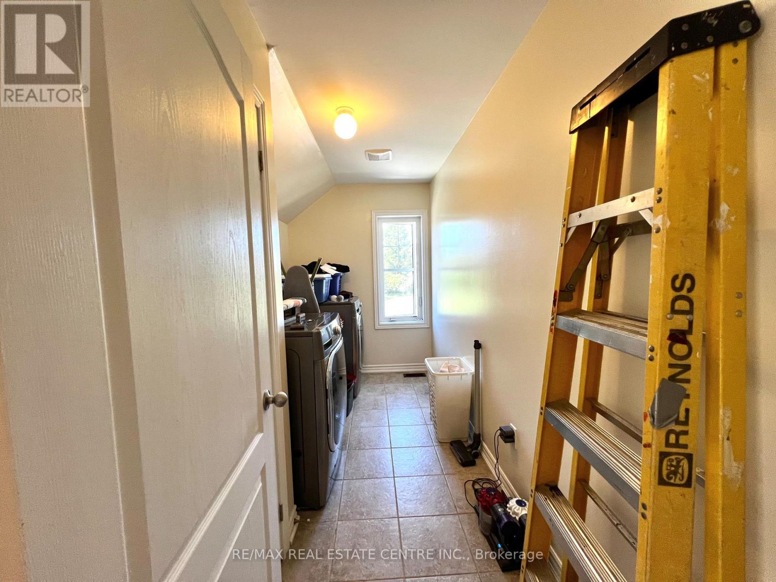 205 Morden Drive, Shelburne, Ontario  L9V 2S1 - Photo 28 - X12302529