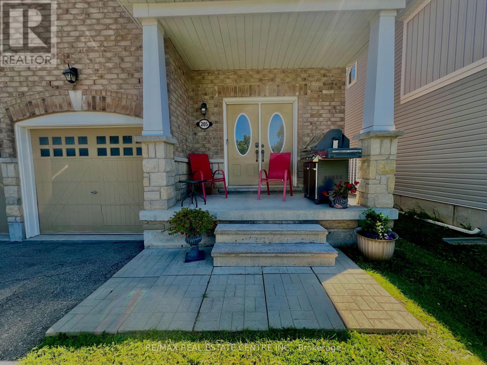 205 Morden Drive, Shelburne, Ontario  L9V 2S1 - Photo 4 - X12302529