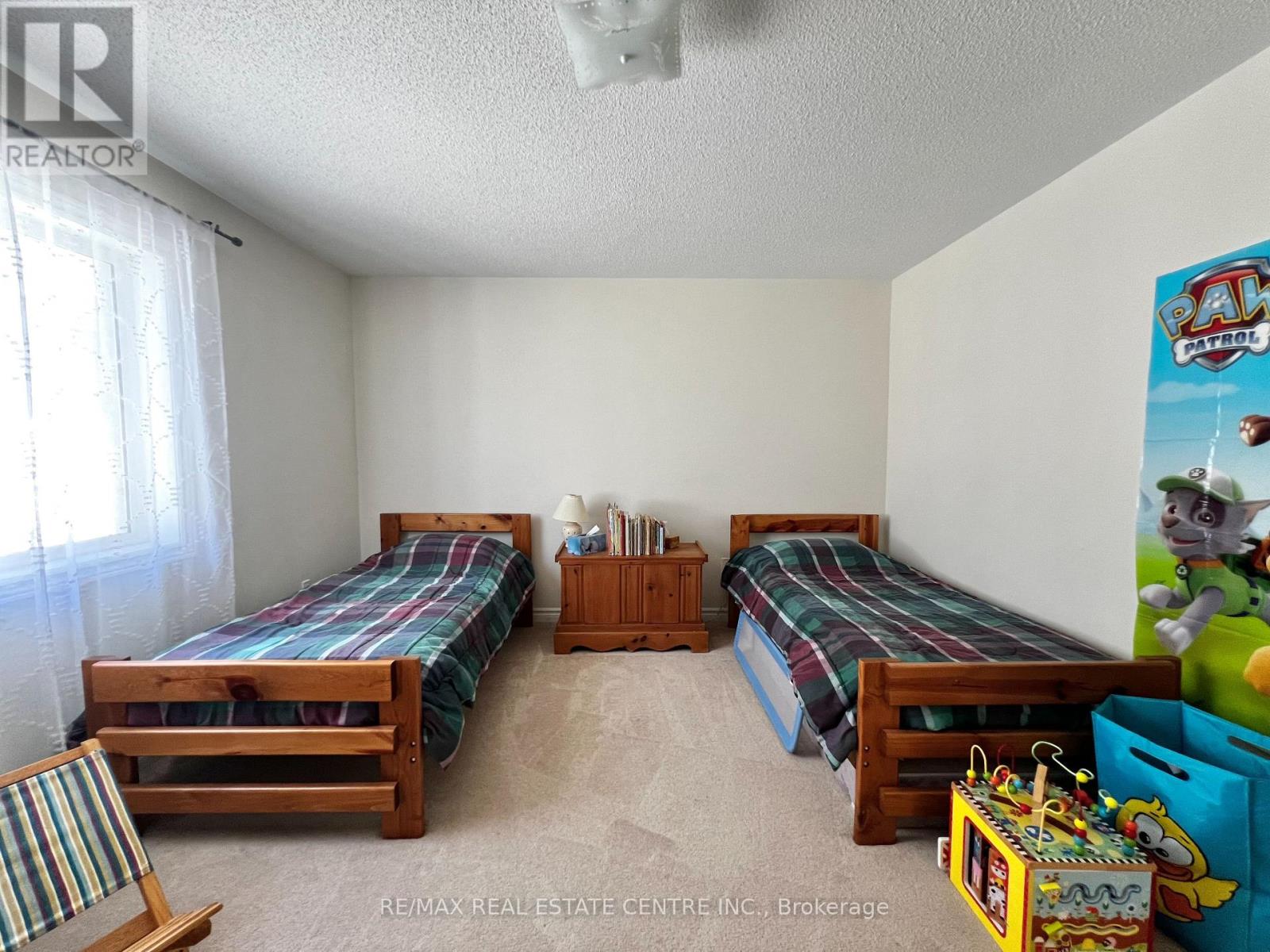 205 Morden Drive, Shelburne, Ontario  L9V 2S1 - Photo 33 - X12302529