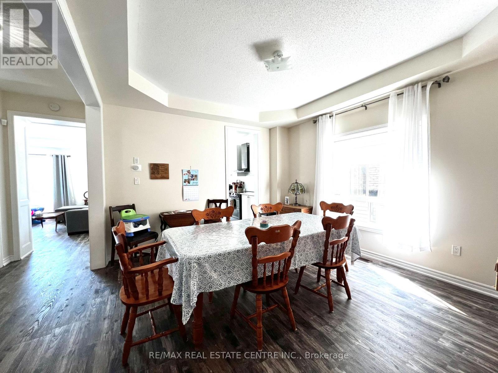 205 Morden Drive, Shelburne, Ontario  L9V 2S1 - Photo 10 - X12302529