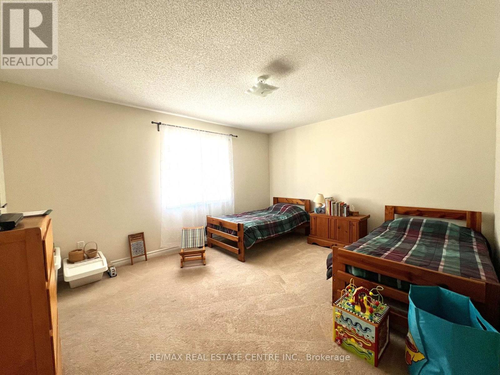 205 Morden Drive, Shelburne, Ontario  L9V 2S1 - Photo 34 - X12302529